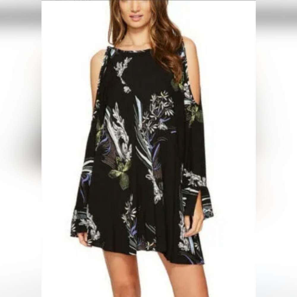 Free People Clear Skies peek a boo shoulder long sleeve Mini dress/Tunic M